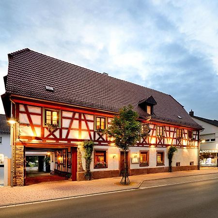 Landgasthof Hirsch Remchingen ภายนอก รูปภาพ